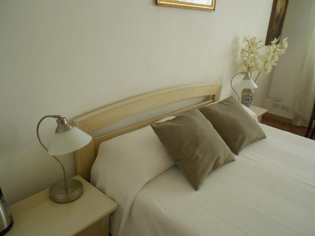 A Casa Chiecchi B&B - Rome — Photos 3